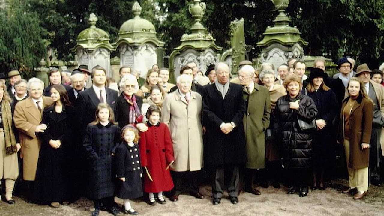 Хозяева денег: кто на самом деле управляет миром? (10 фото)