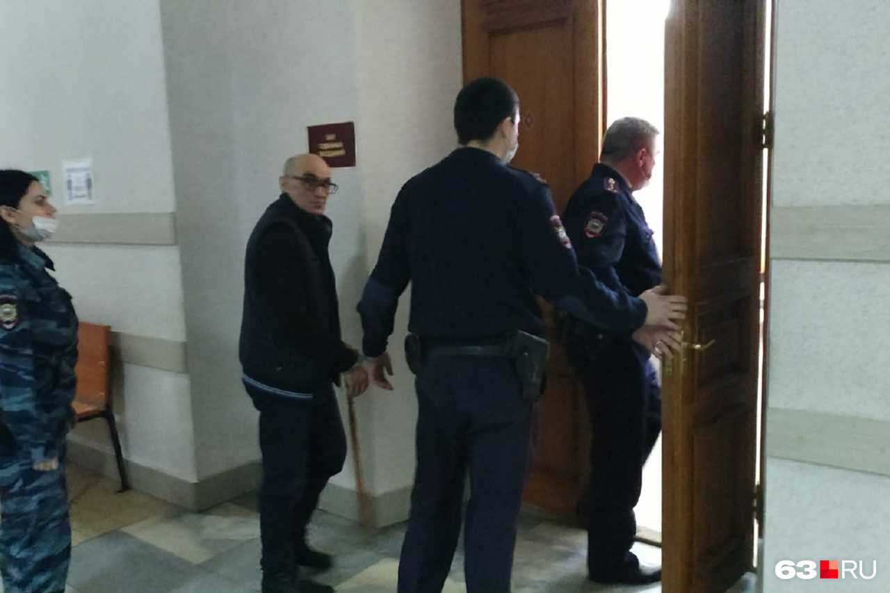 Андрей романенко киви биография