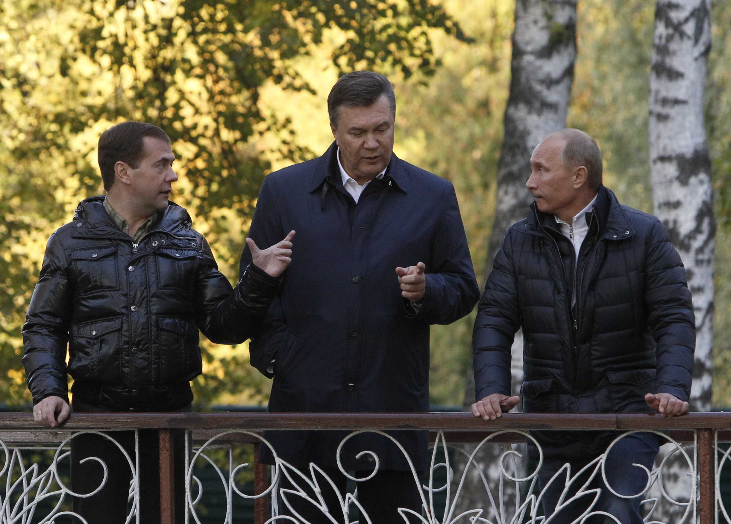 У сына президента украины януковича нашли парк автомобилей стоимостью 2млн. долларов