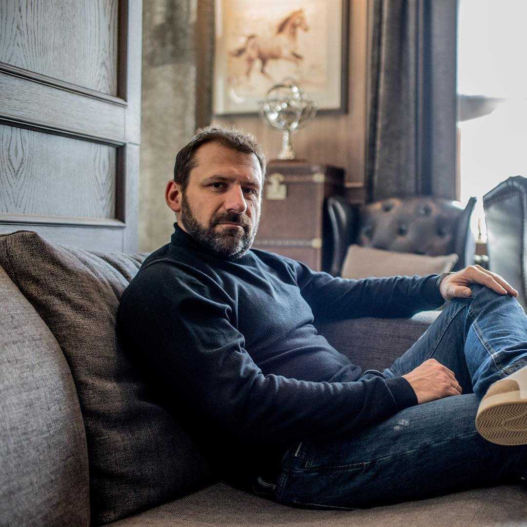 Игорь рыбаков: биография миллиардера, жена екатерина, дети, состояние, фото, семья