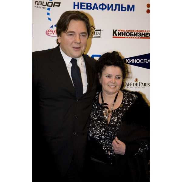 Сколько зарабатывает константин эрнст: доходы в цифрах