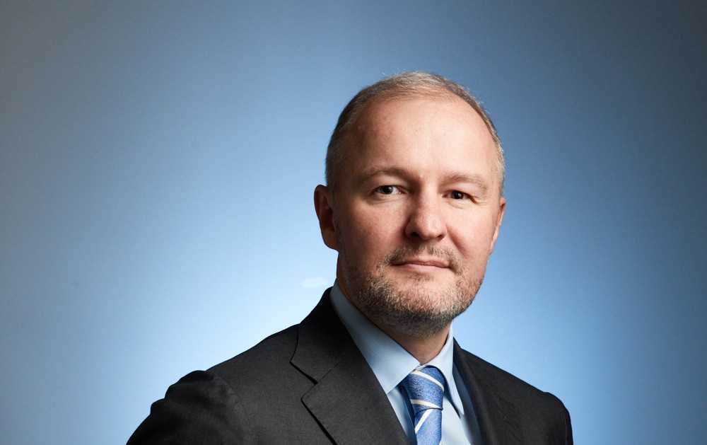 Роман троценко: биография и личная жизнь, жена, карьера и успех, фото
