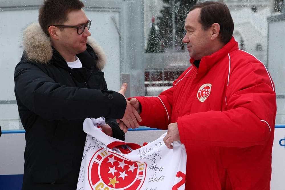 Кто такой илон маск: бизнес, биография, личная жизнь, секреты успеха | рбк тренды